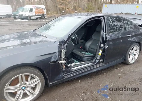 2013 BMW 550I xDrive z USA, uszkodzony, nr VIN WBAFU9C54DDY70324